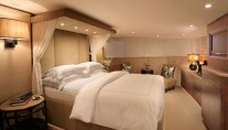 BLIND DATE Lurssen 41m -  Guest Cabin
